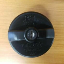 HUME/ALKO WATER TANK FILLER CAP SCREW ON BLACK LOCKING CARAVAN CAMPER CPC BLKLC -Cheap OURVANRV Store 12 a2a8497e f276 467b be24 d9b3b4ece599